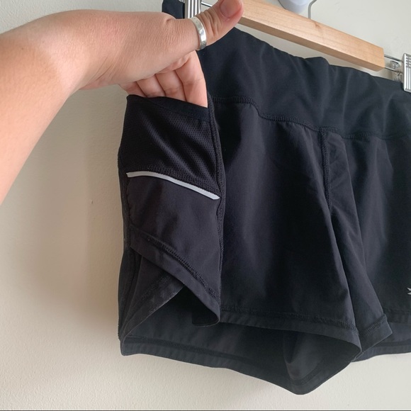 Athleta Black Lined Shorts Size Small - Picture 3 of 6